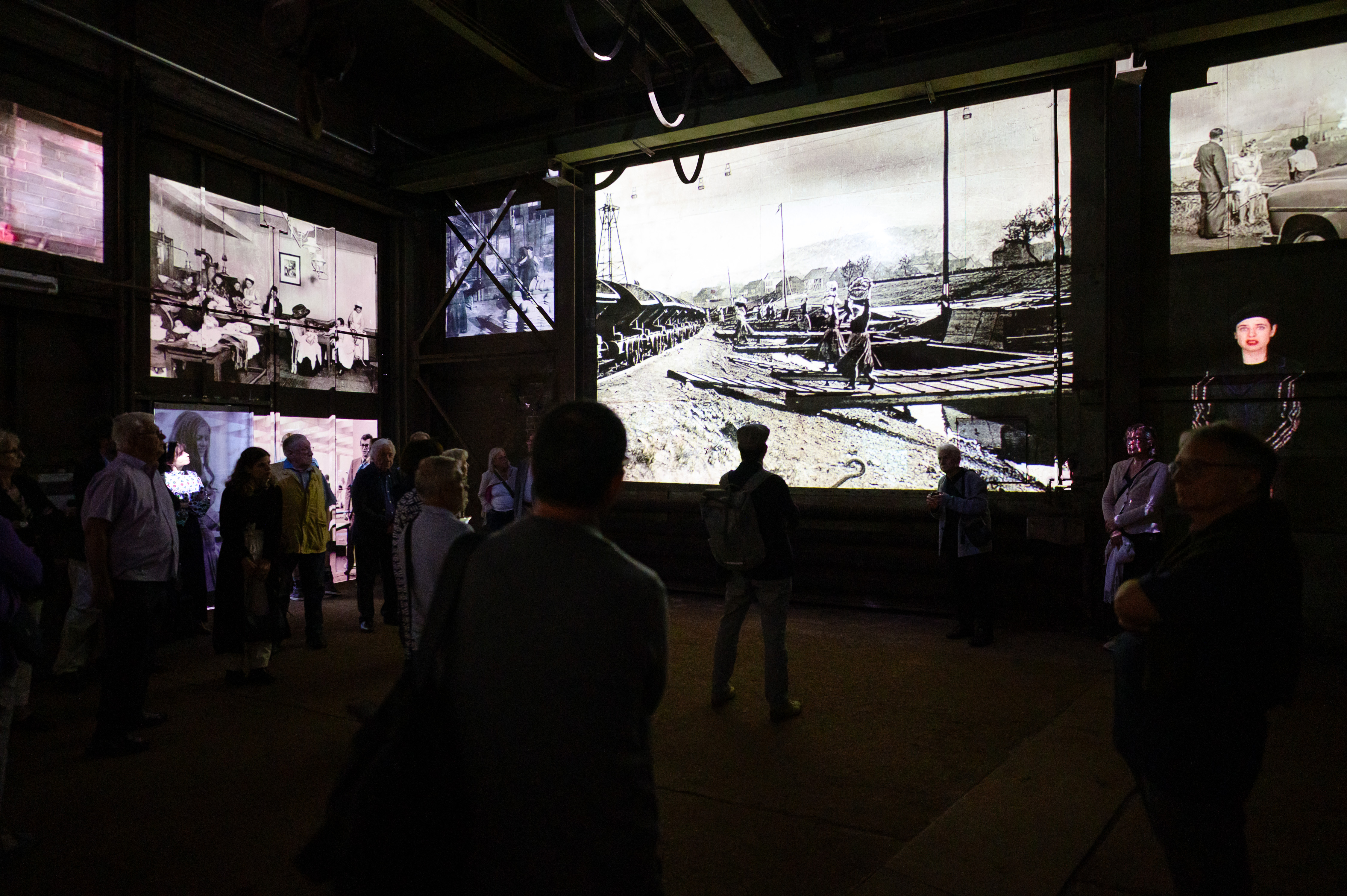 Vue de l'installation de l'exposition