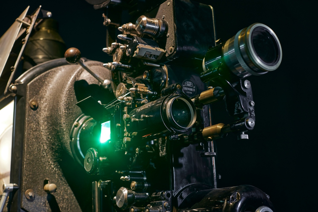 Film Details 72 b